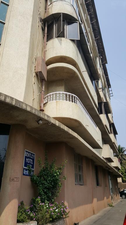 Bentley Hotel Marine Drive Bombaj Exteriér fotografie